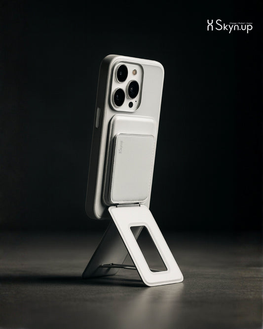 Skynup Handy MagSafe Stand & Card Holder